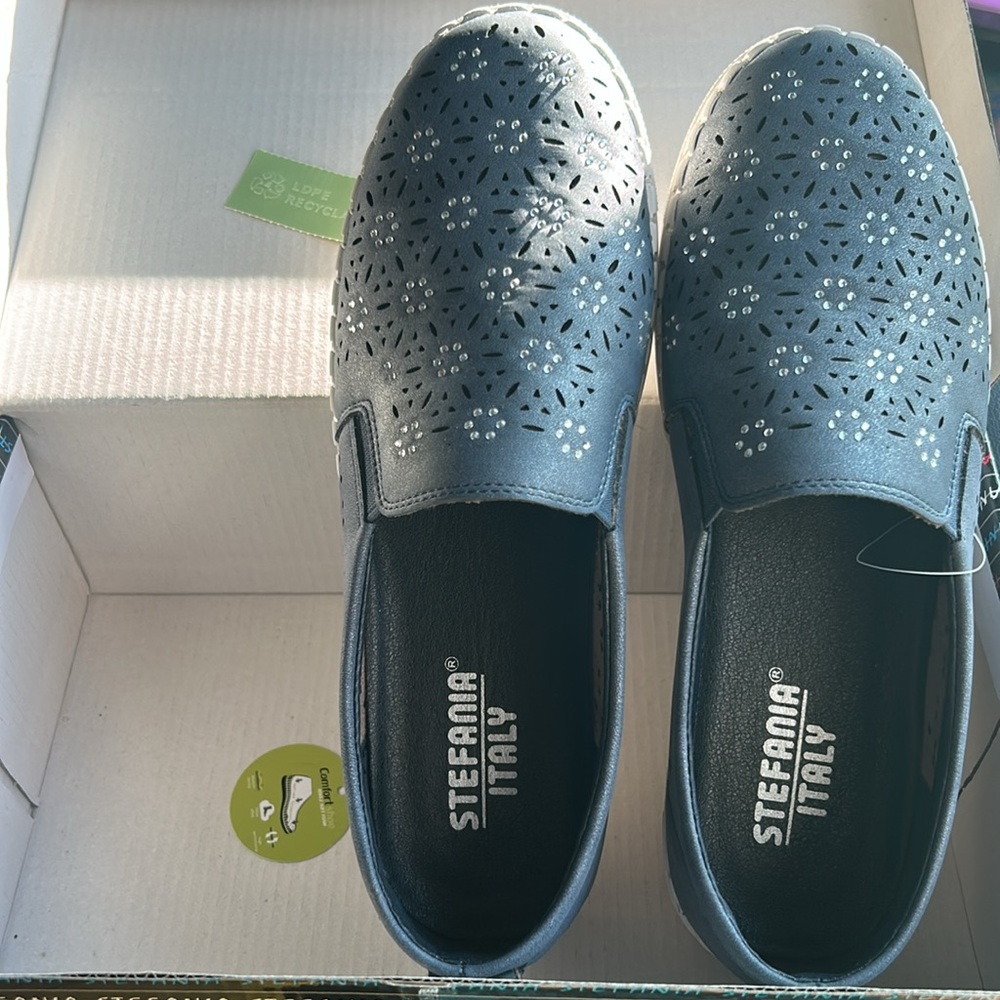 Italian made Stefania shoes, size 38. Size 8 US. with brand new Box. - Picture 3 of 16